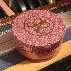 Anastasia Beverly Hills Metallic Pink Loose Highlighter